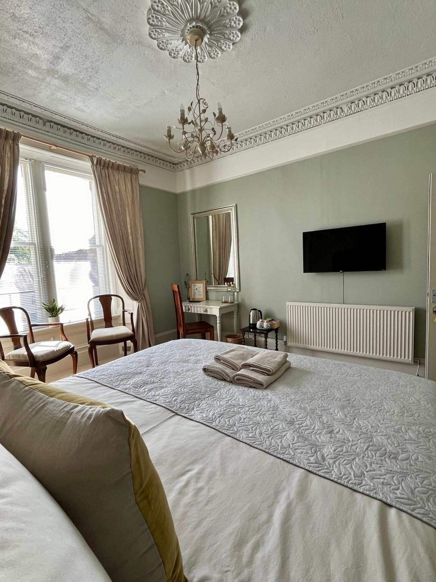 Acorn House Калландер Екстер'єр фото